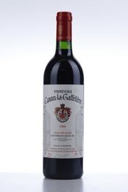 france-bordeaux-wine-château-canon-la-gaffeliere-1990